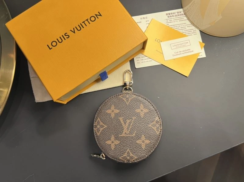 Louis Vuitton Ornaments ModernLook 269786