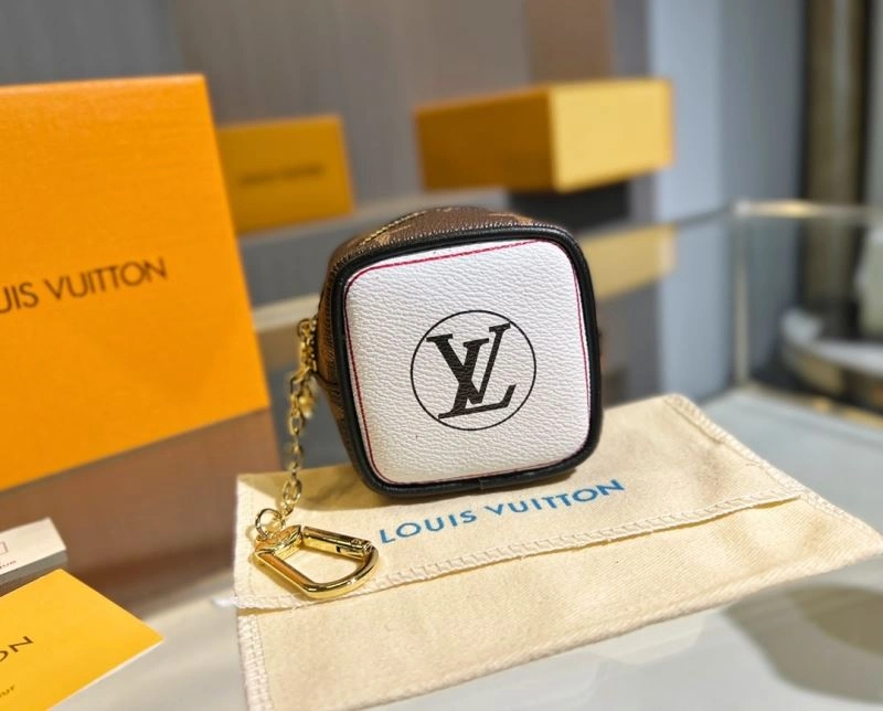 Louis Vuitton Ornaments FashionForward 269776
