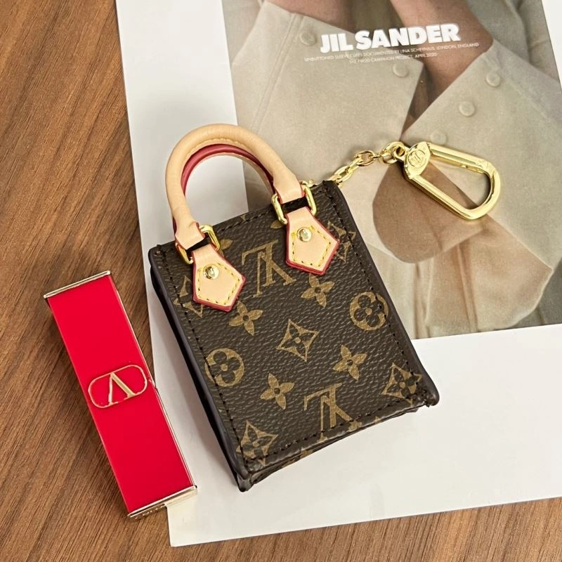Louis Vuitton Ornaments Effortless 269760