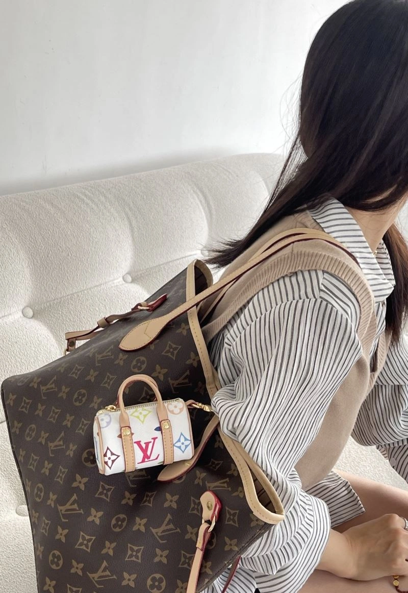 Louis Vuitton Ornaments Colorful 269752