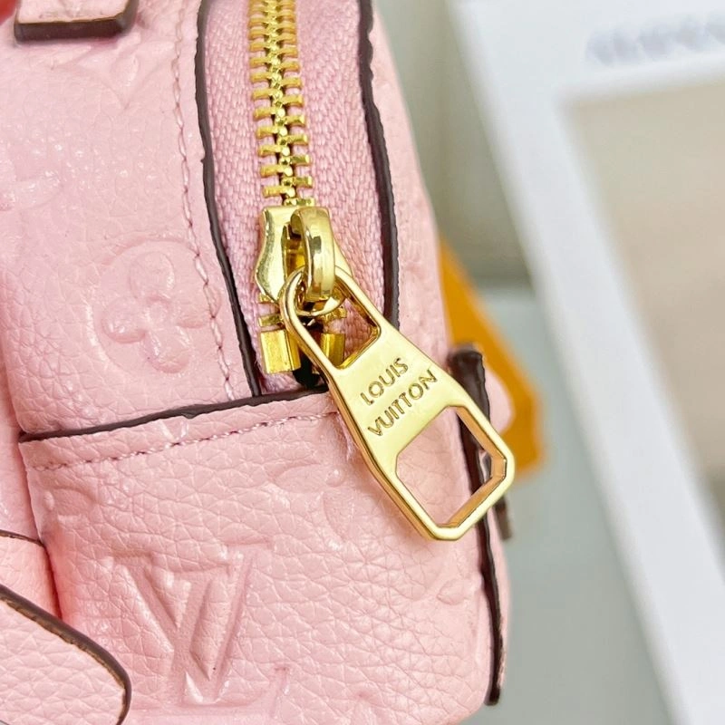 Louis Vuitton Ornaments Neat 269756