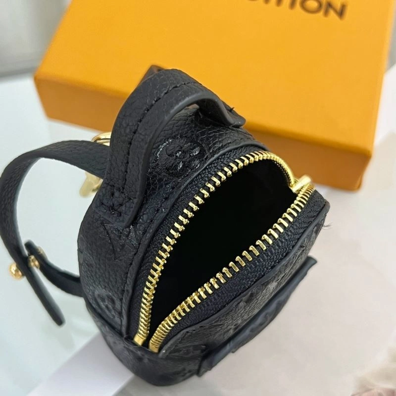 Stretchable Louis Vuitton Ornaments 269768