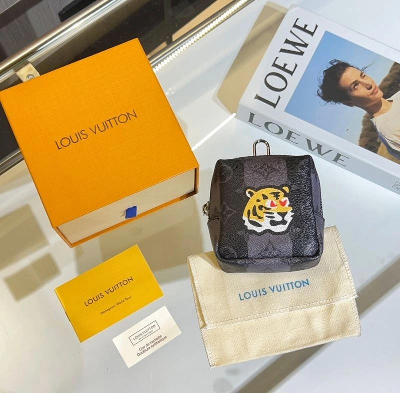 Louis Vuitton Ornaments Elegant 269759