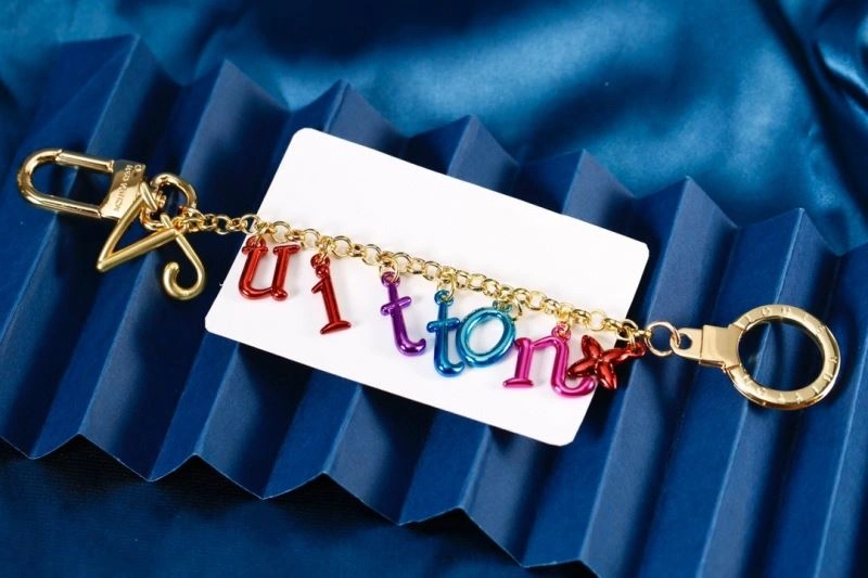 Chic Louis Vuitton Ornaments 270407