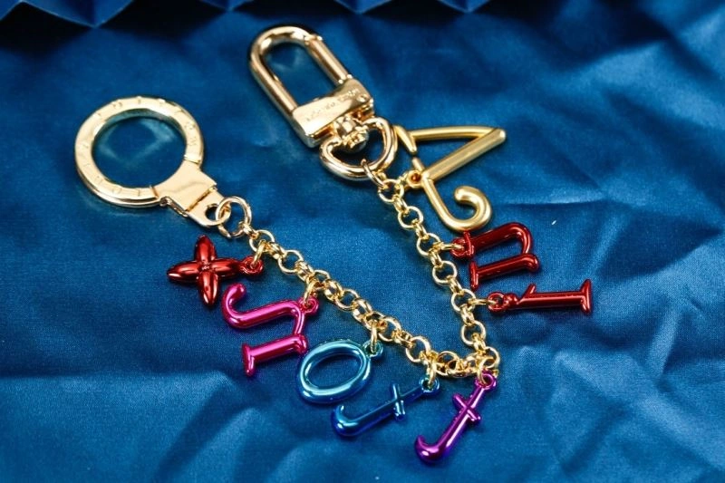 Chic Louis Vuitton Ornaments 270407