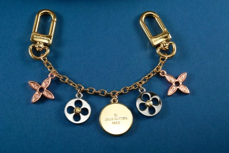 Comfortable Louis Vuitton Ornaments 270400