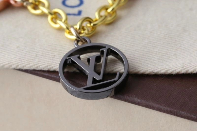 Louis Vuitton Ornaments Unisex 270386
