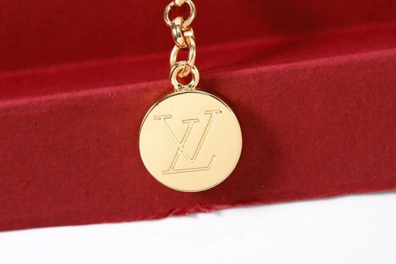 HighQuality Louis Vuitton Ornaments 270389