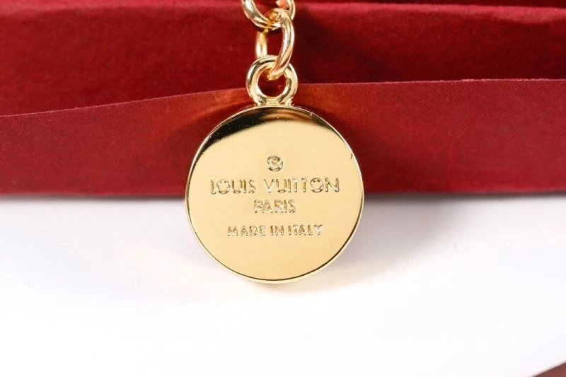 HighQuality Louis Vuitton Ornaments 270389