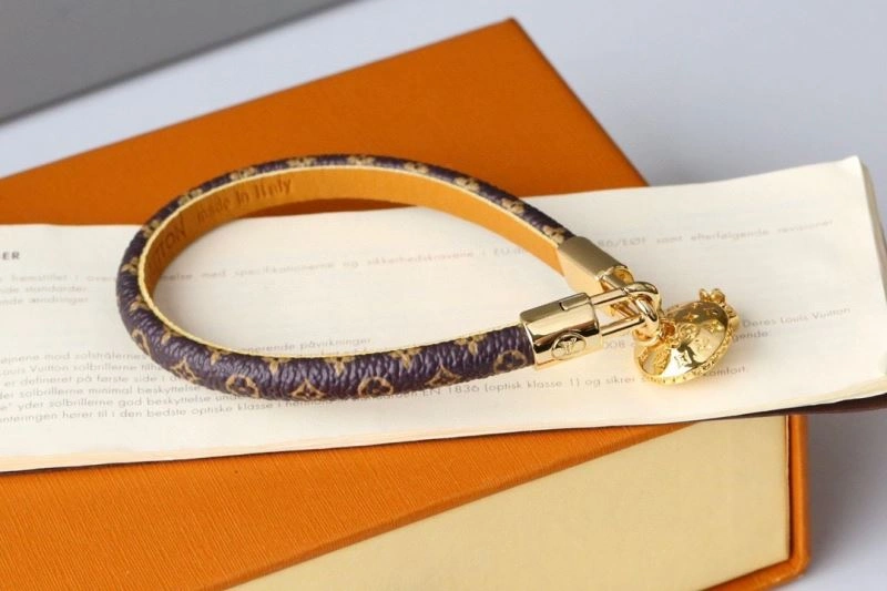 Louis Vuitton Ornaments Seasonal 269522