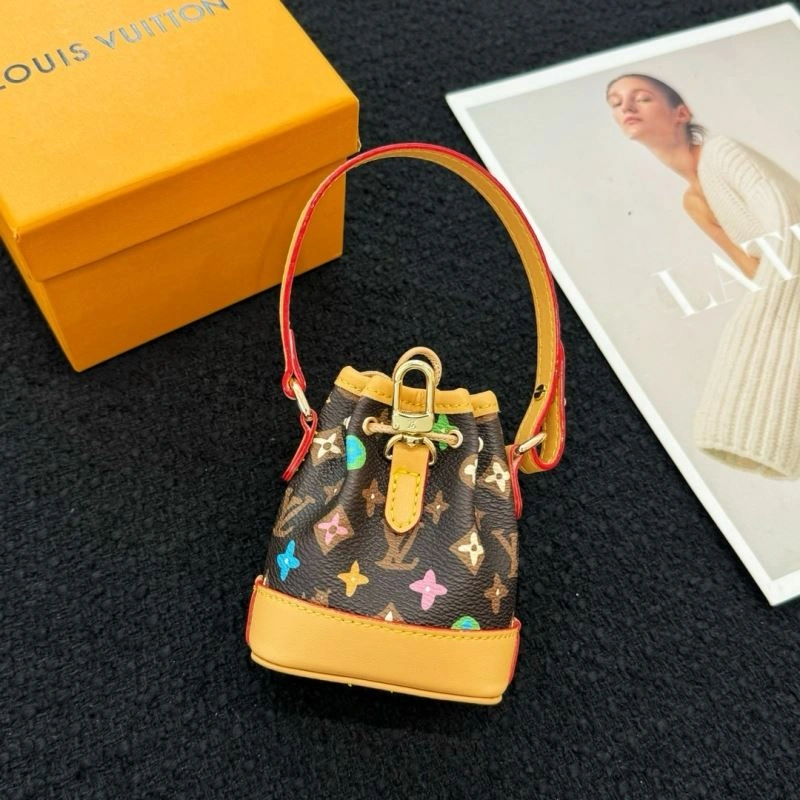 Louis Vuitton Ornaments Attractive 270329
