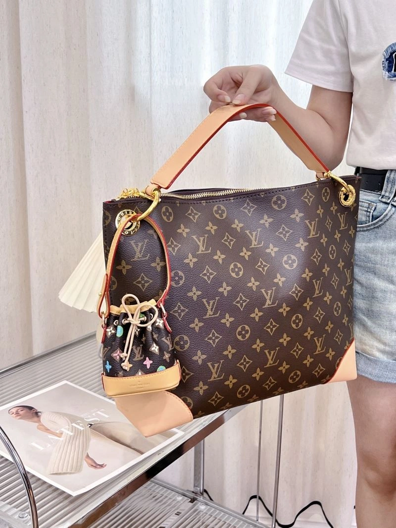 Louis Vuitton Ornaments Attractive 270329