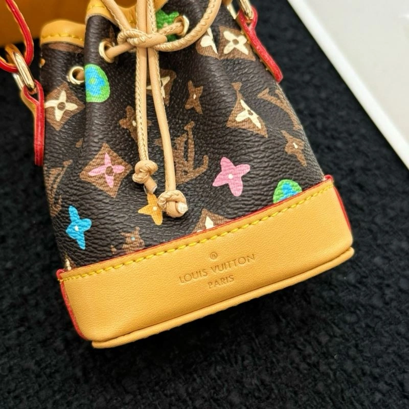 Louis Vuitton Ornaments Attractive 270329