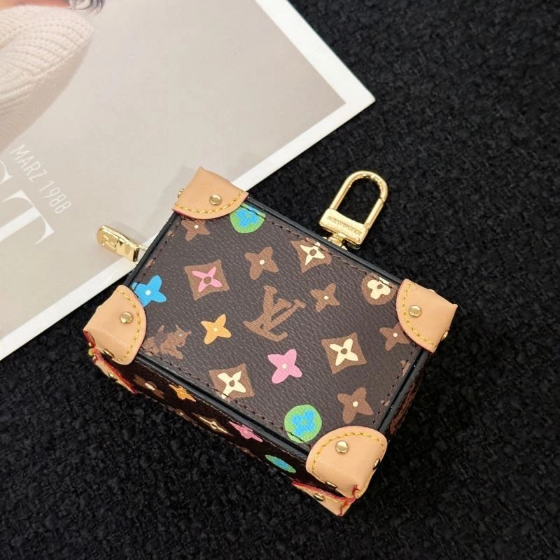 FashionForward Louis Vuitton Ornaments 270328