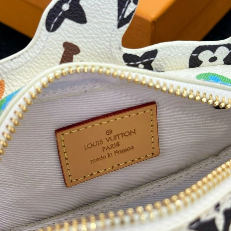 Louis Vuitton Ornaments SmoothTexture 270313