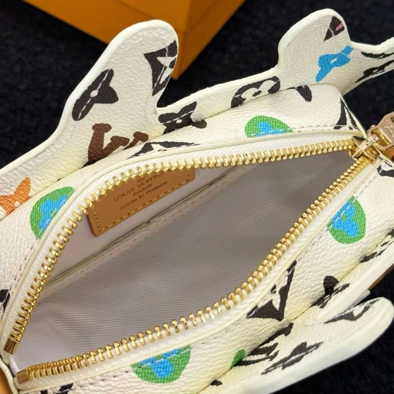 Louis Vuitton Ornaments SmoothTexture 270313