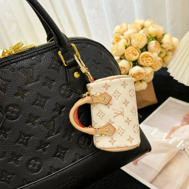 Louis Vuitton Ornaments OnTrend 270311