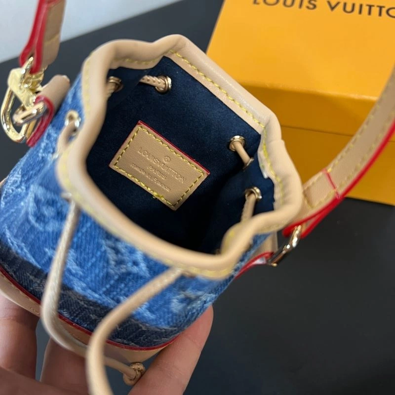 Louis Vuitton Ornaments Elegant 270316