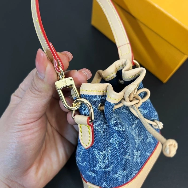 Louis Vuitton Ornaments Elegant 270316