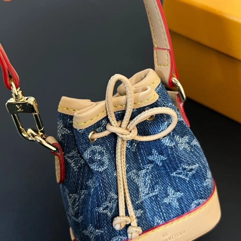 Louis Vuitton Ornaments Elegant 270316