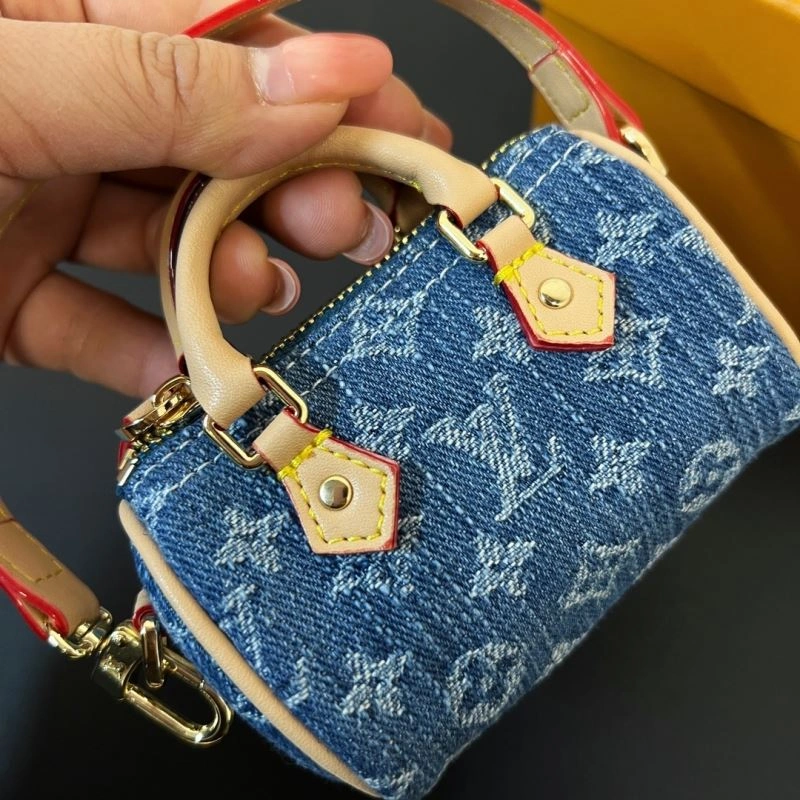 Louis Vuitton Ornaments Comfortable 270315