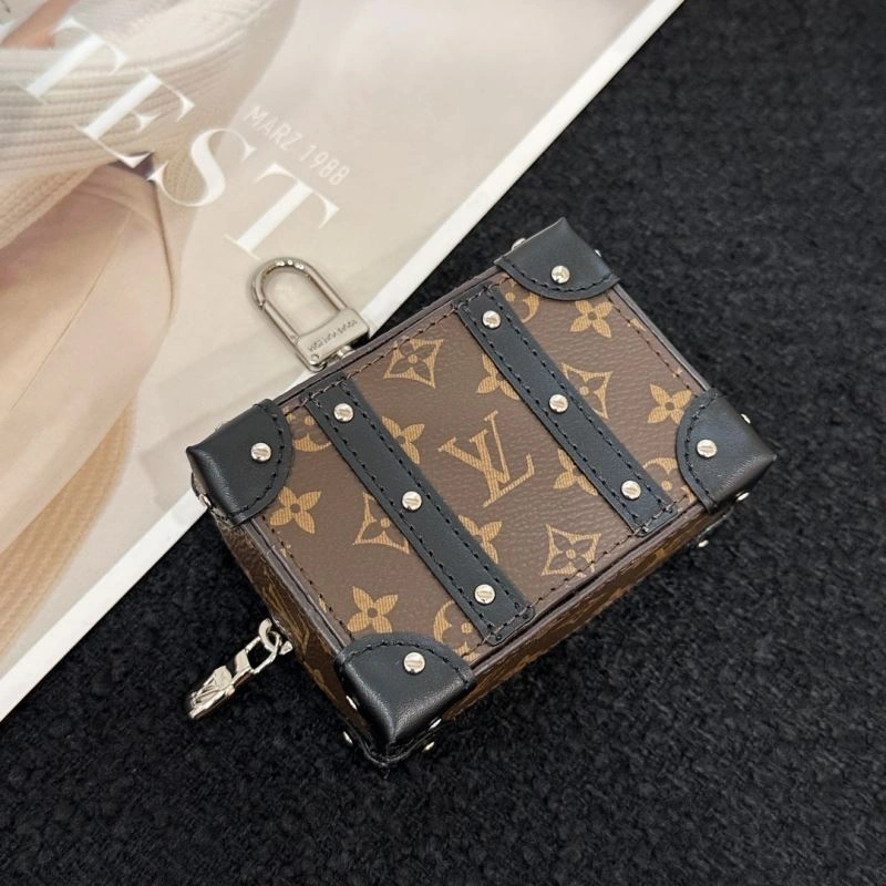 Effortless Louis Vuitton Ornaments 270303