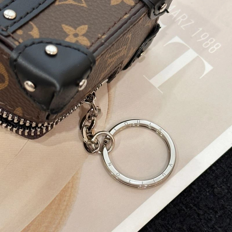 Effortless Louis Vuitton Ornaments 270303