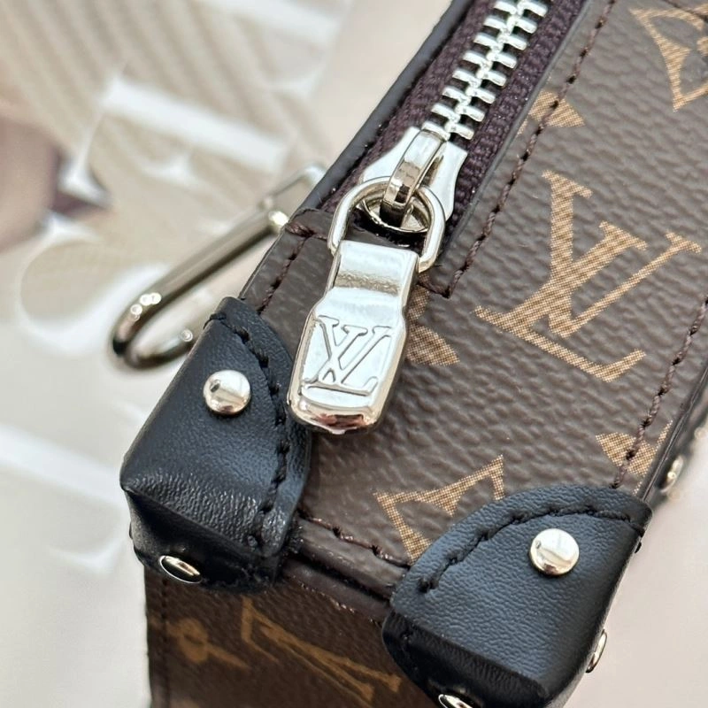 Effortless Louis Vuitton Ornaments 270303