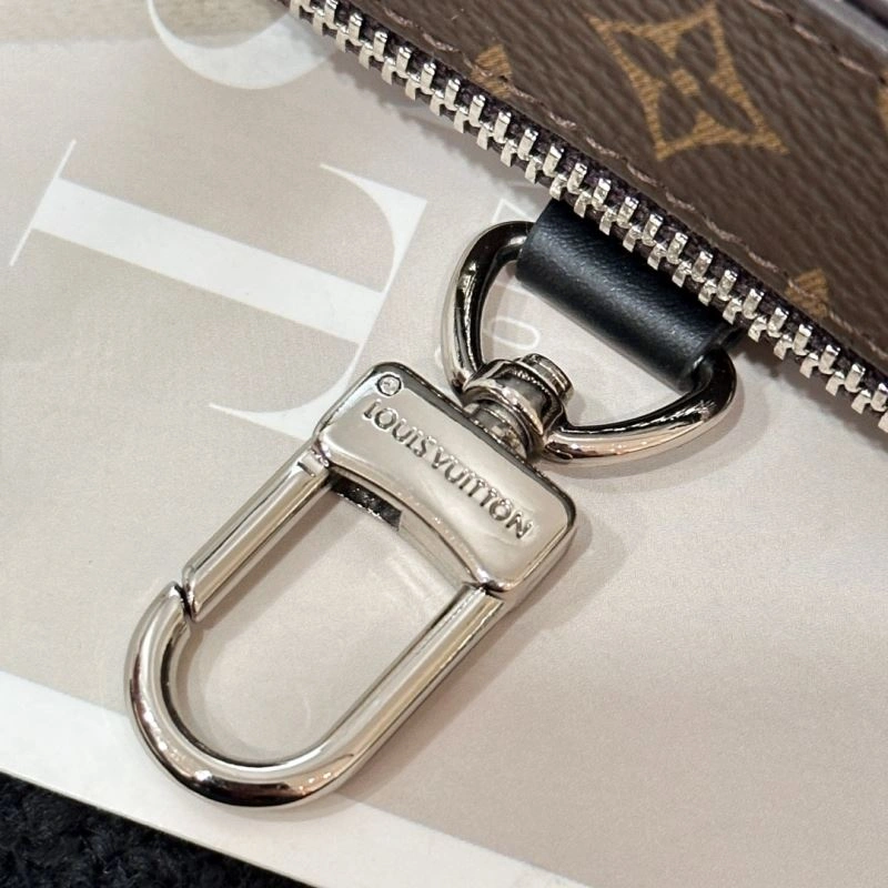 Effortless Louis Vuitton Ornaments 270303