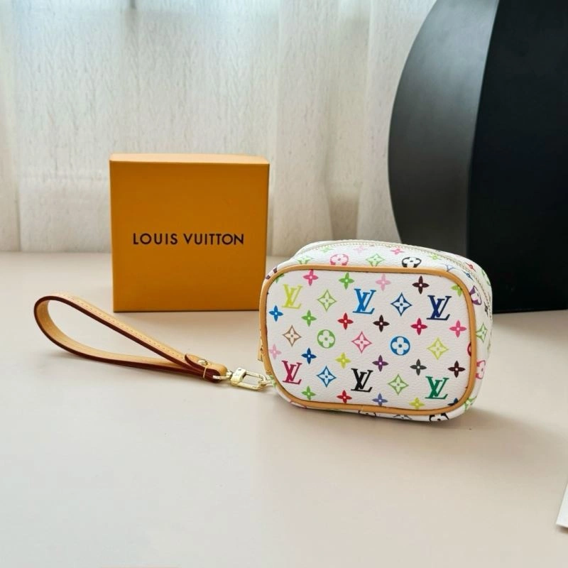 QuickDry Louis Vuitton Ornaments 270304