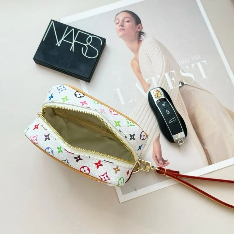 QuickDry Louis Vuitton Ornaments 270304