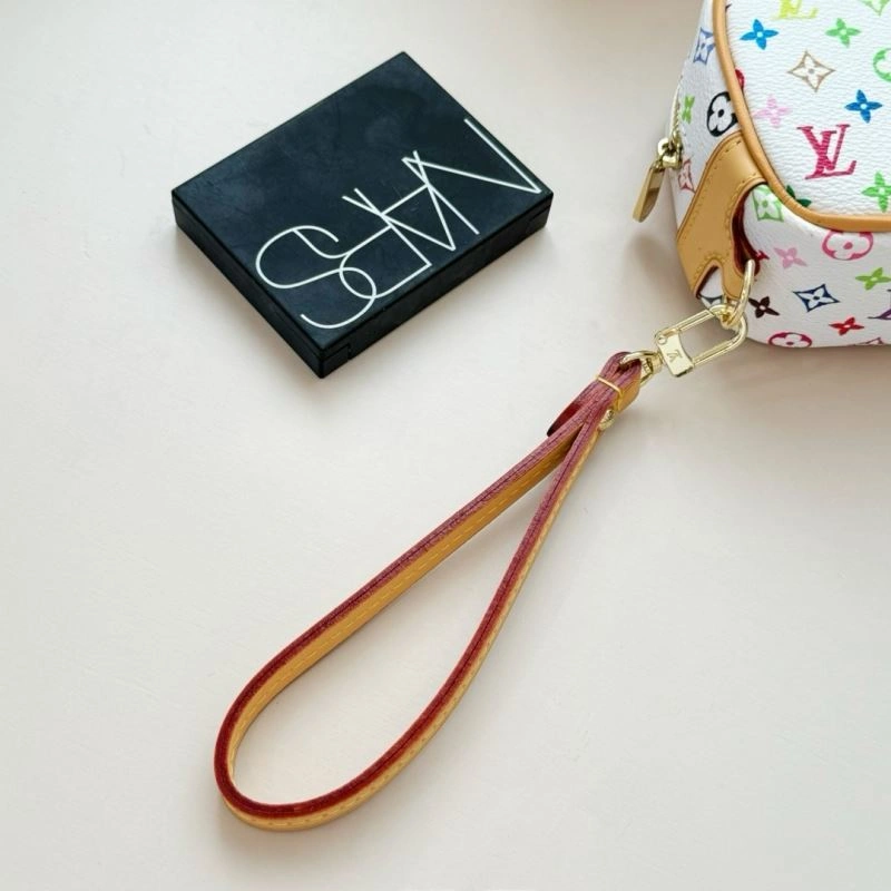 QuickDry Louis Vuitton Ornaments 270304
