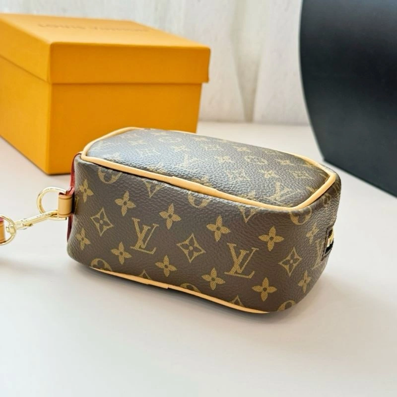 Classic Louis Vuitton Ornaments 270320