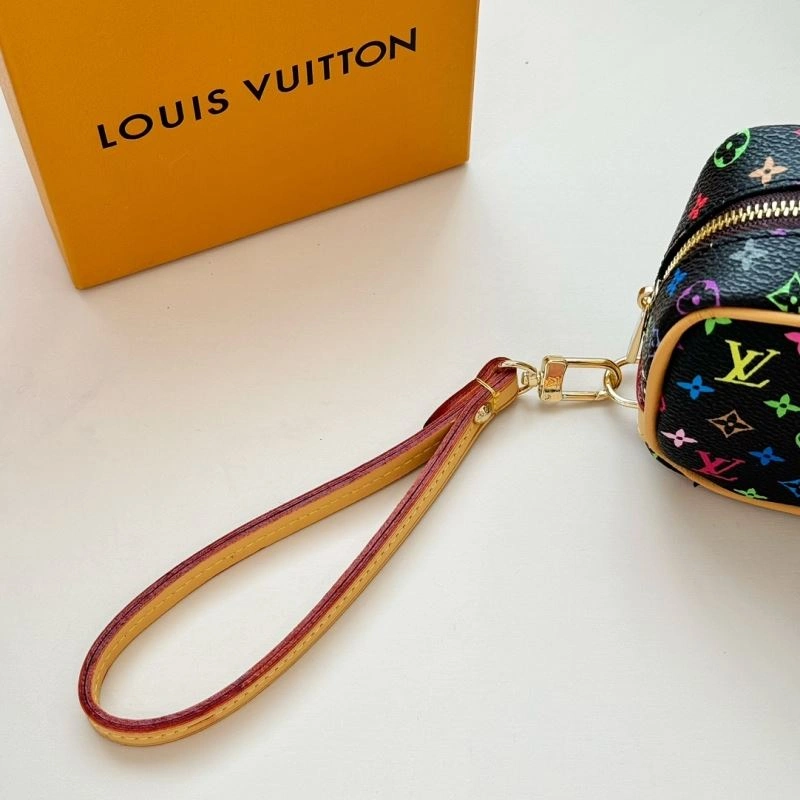 Louis Vuitton Ornaments ZipUp 270301