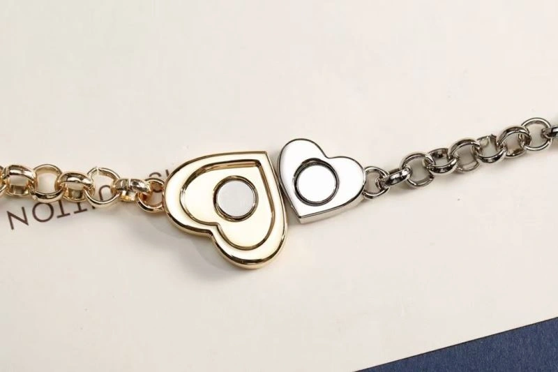 Louis Vuitton Ornaments Soft 270318