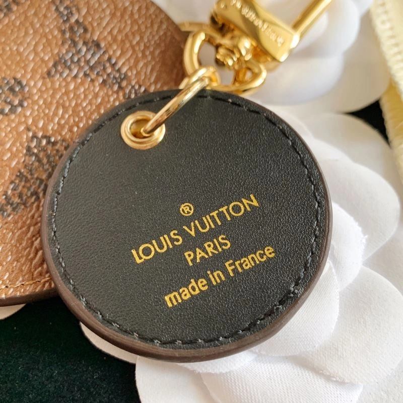 Sophisticated Louis Vuitton Ornaments 270305