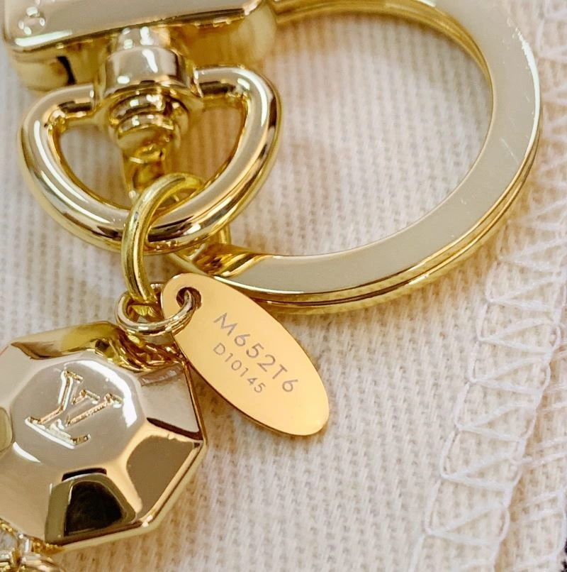 Chic Louis Vuitton Ornaments 270321