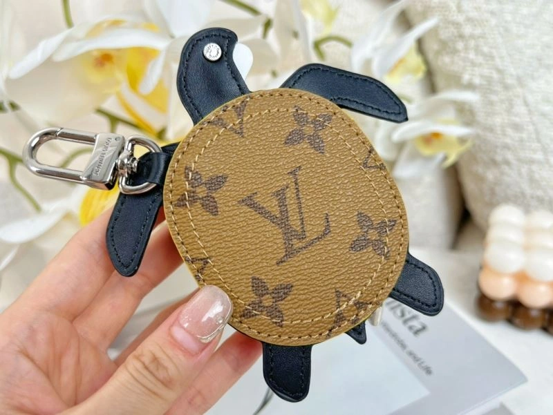 Louis Vuitton Ornaments Fashionable 270324