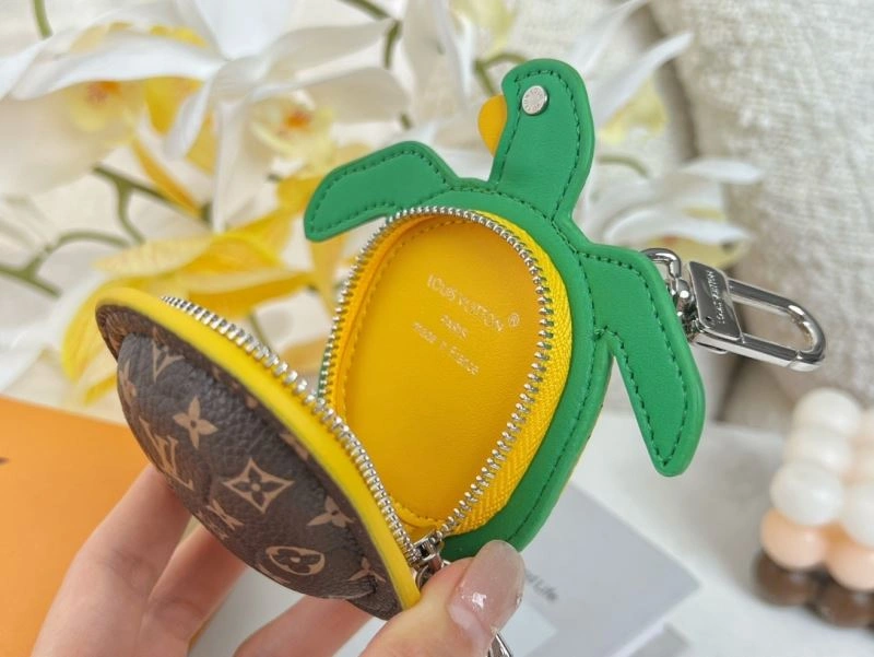Louis Vuitton Ornaments FreshLook 270319