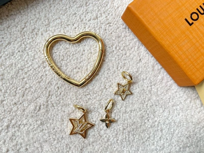 Flexible Louis Vuitton Ornaments 270298