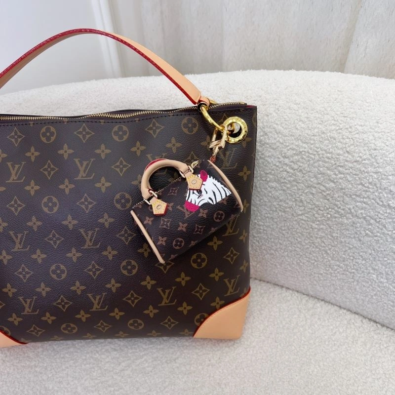 Louis Vuitton Ornaments EyeCatching 270292