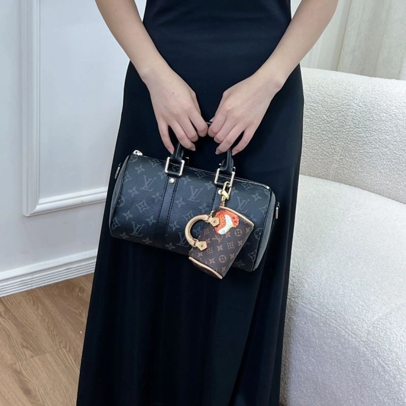 Packable Louis Vuitton Ornaments 270294