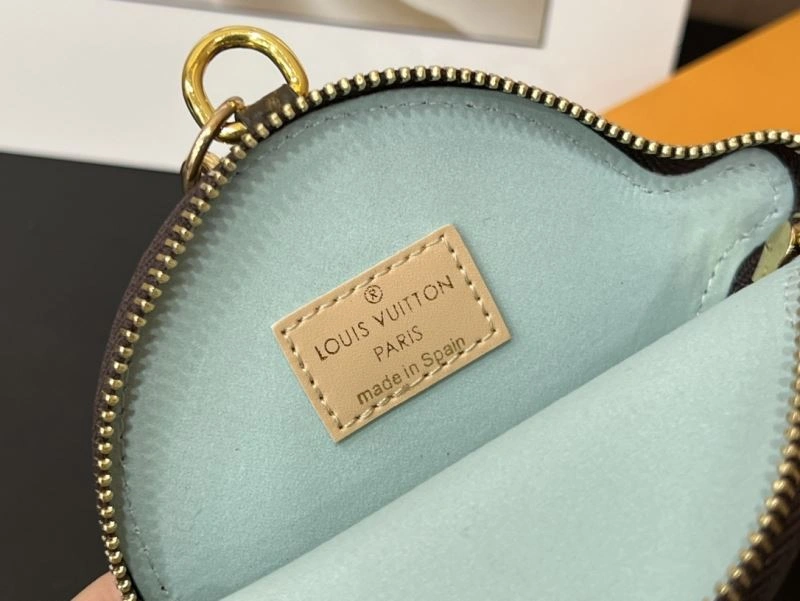 Louis Vuitton Ornaments RelaxedFit 270286