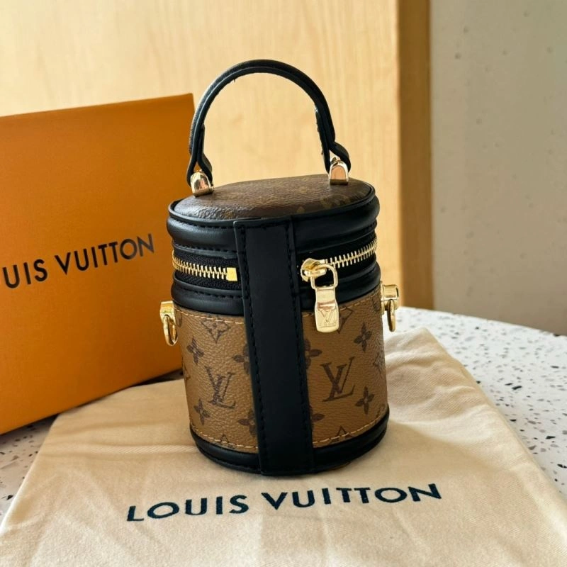 Classic Louis Vuitton Ornaments 270285