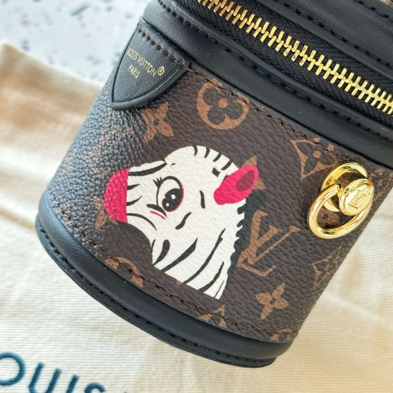 Classic Louis Vuitton Ornaments 270266