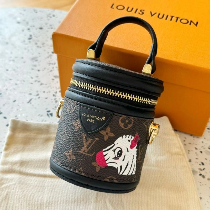 Classic Louis Vuitton Ornaments 270266