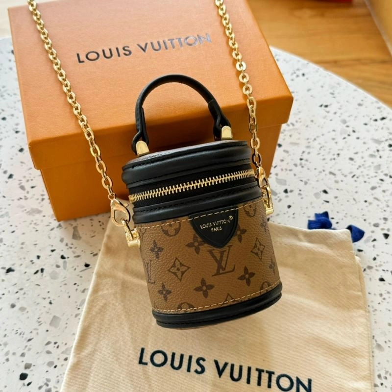 Packable Louis Vuitton Ornaments 270284