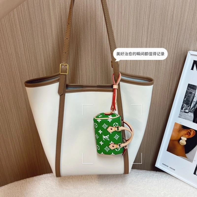 Louis Vuitton Ornaments EasyMatch 270277