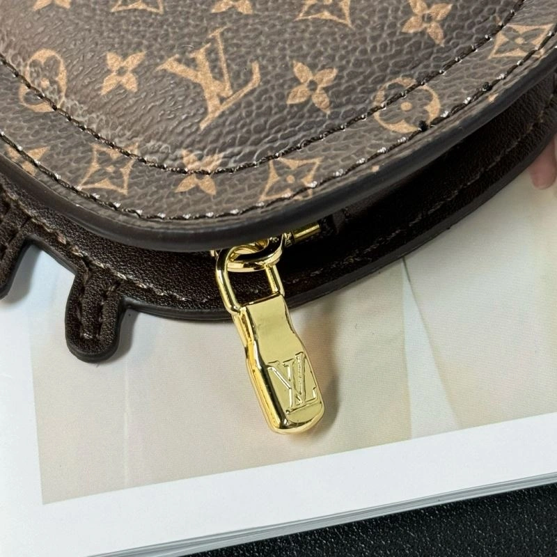FreshLook Louis Vuitton Ornaments 270270