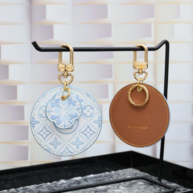 Louis Vuitton Ornaments Refined 270279
